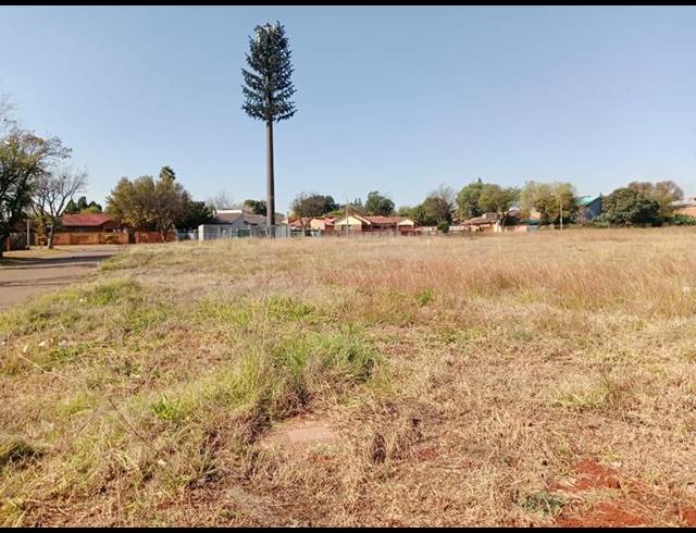LAND FOR SALE IN DAWN PARK